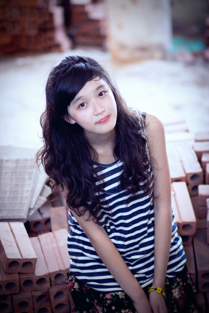 美丽的小蜜蜂2